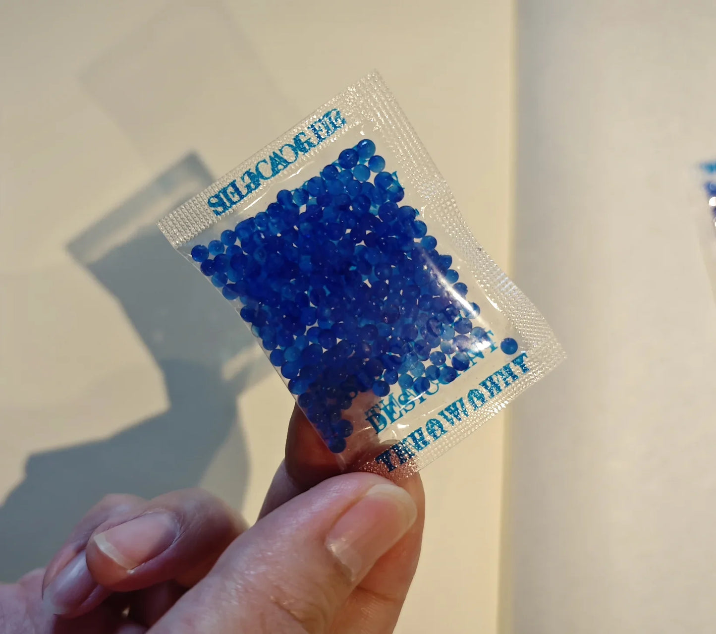 Blue Silica Gel Desiccant Sachets — 1g/5g, 10/20/50/100 Bags Moisture Absorber for Kitchen & Storage