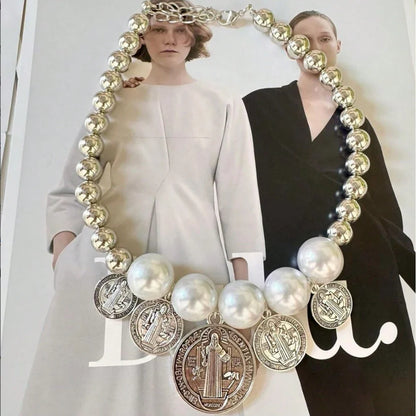 Luxury Pearl Necklace for Women - Adjustable Square Chunky Resin Statement Jewelry
