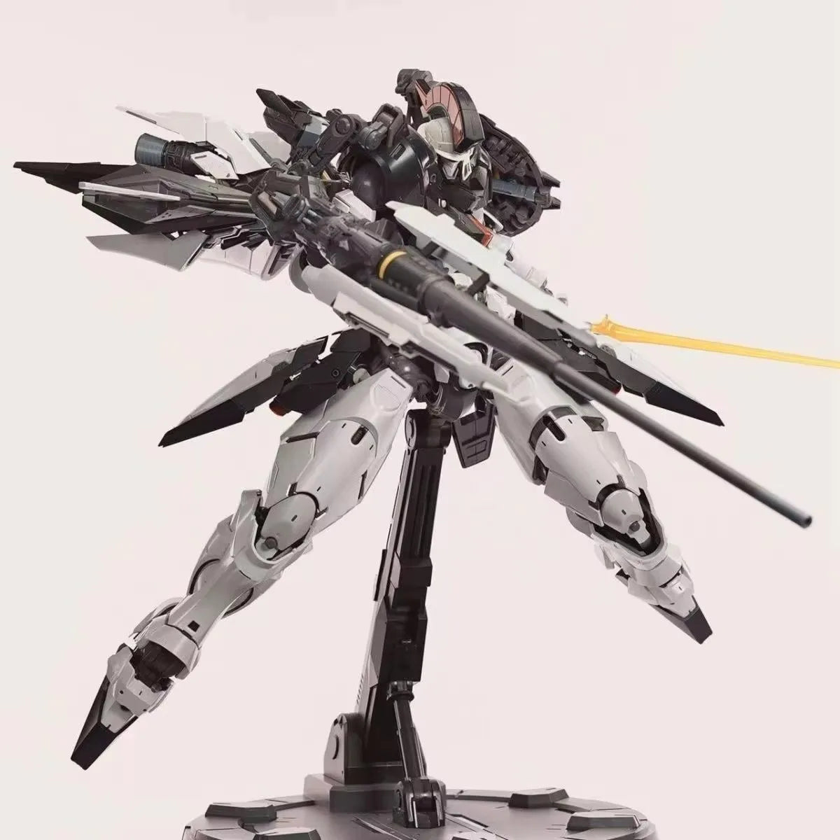 Pg 1/60 Tallgeese Assembly Model – Oz-00ms Mech Robot Action Figure, Collectible Statue Doll for Desk Decoration & Birthday Gifts