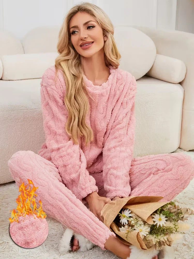 Two-Piece Autumn & Winter Pajama Set – Thick Fleece-Lined Coral Velvet Long-Sleeve Top and Pants, Warm Home Wear