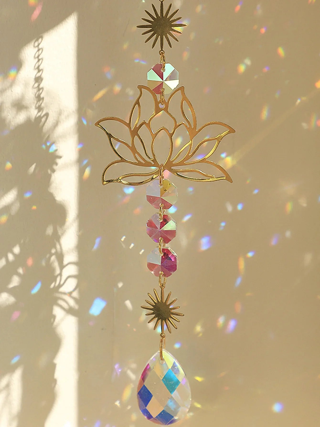 Golden Lotus AB Crystal Suncatcher Pendant – Colorful Water Drop Decoration for Gardening Crafts and Home