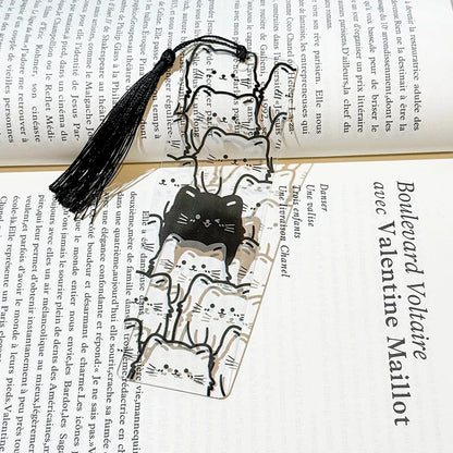 Horror Movie Fan Bookmark — Knife-Shaped Acrylic Bookmark with Tassel for Study & Reading