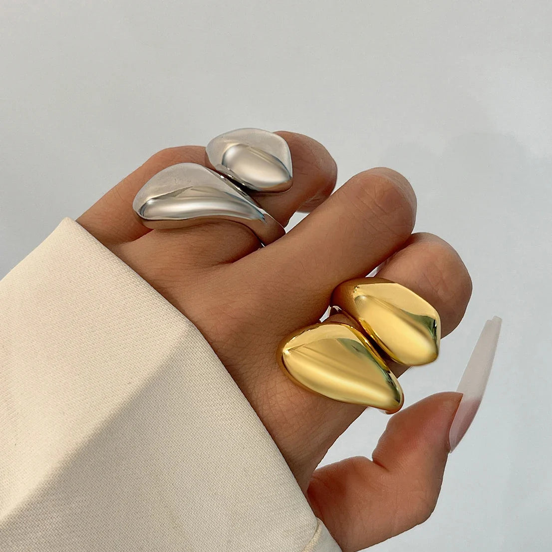 Ingemark Punk Snake Ring – Exaggerated Water Drop Geometric Adjustable Open Finger Ring for Women, Vintage Couple Jewelry