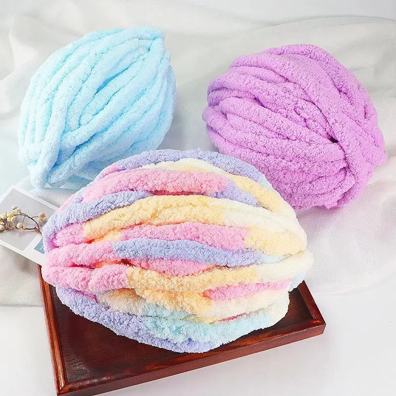 250g Extra Thick Ice Chenille Yarn Ball for Hand Knitting – Soft DIY Blanket, Cushion, Scarf & Pet Bed Yarn for Craft Projects