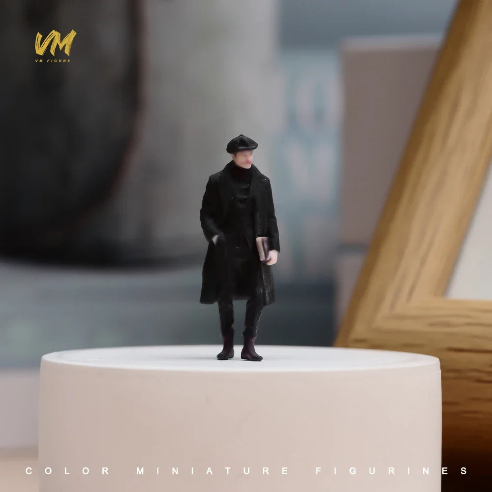 3D Miniature Figures - 1/64 Scale Racer Photographer Casual People Scene Props Model Ornaments for Vehicle Decor