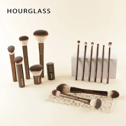 Hourglass Retractable Makeup Brush Set – Professional Eyeshadow, Foundation, Concealer, Powder, Bronzer, Blusher & Eyeliner Brushes