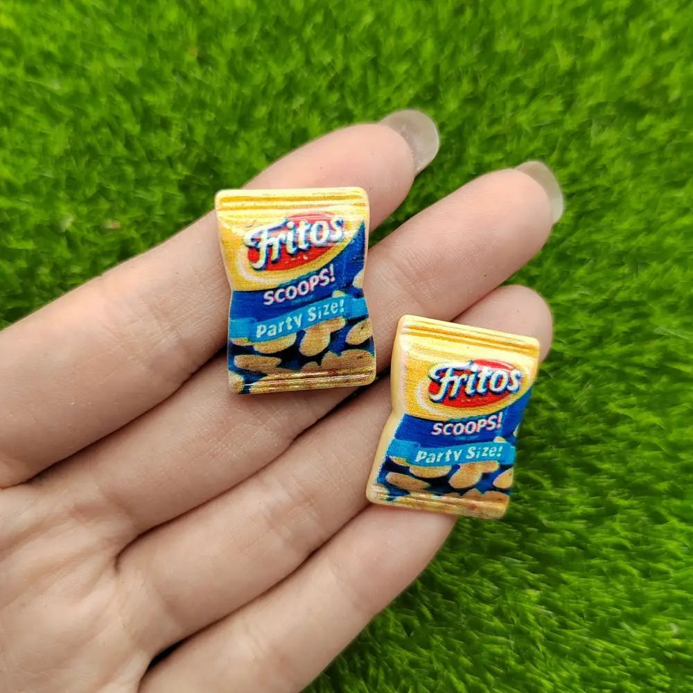 8PCS Miniature Dollhouse Food – Assorted Resin Chips & Snack Bags for Blythe OB11 Dolls