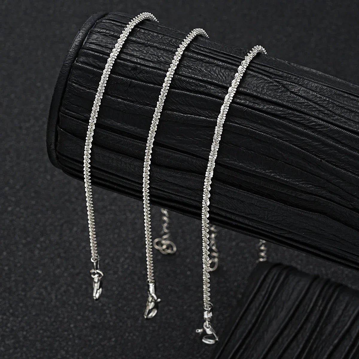 5pcs Boho Vintage Metal Anklet Set – Butterfly, Star & Heart Pendant Pearl Foot Bracelets for Women, Beach Fashion Jewelry Accessory
