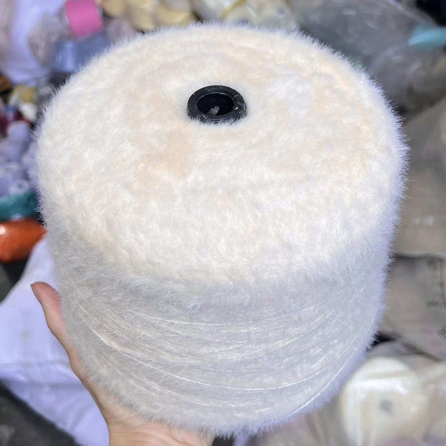 250g Mink Velvet Yarn – Soft Non-Pilling Long & Short Hair Yarn for Shawls, Coats, Scarves & Baby Sweaters