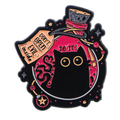Cute Black Cat Enamel Pin – Animal Brooch Lapel Pin for Backpack, Clothing, Witch Jewelry & Halloween Gifts