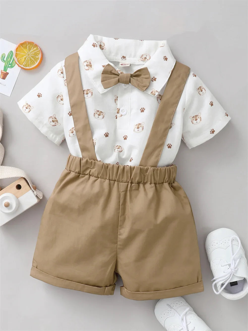 Infant Boy Outfit – Tiger Print Short Sleeve Shirt & Strap Shorts with Bow, Casual Birthday Party Suit (0-2 Years)