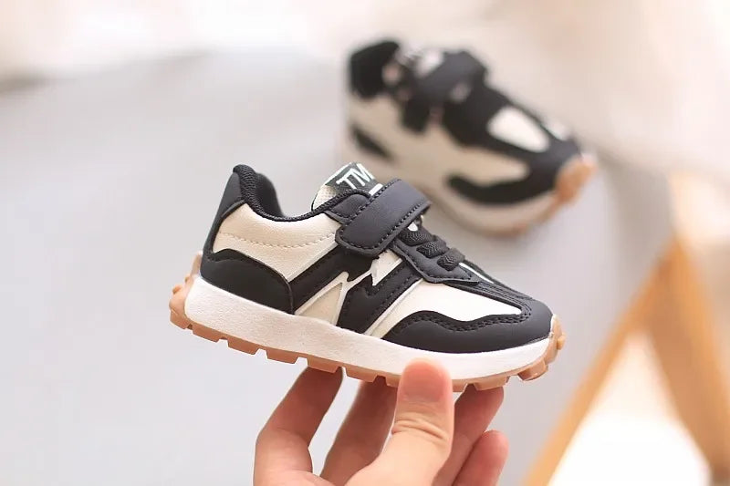 New Kids Sports Shoes - Non-Slip Breathable Lace-Up & Hook and Loop Casual Sneakers, Lightweight Soft Sole