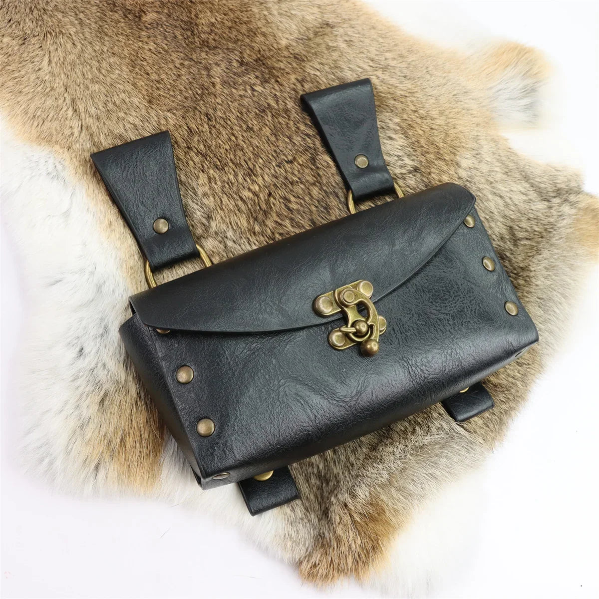 Renaissance Leather Cosplay Belt – Medieval Wizard Waist Bag with Alchemy Bottle, Cork Stopper & Copper Coin