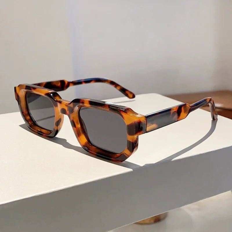 Vintage Rectangle Sunglasses for Men & Women – Retro UV400 Luxury Brand Design Eyewear