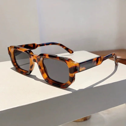 Vintage Rectangle Sunglasses for Men & Women – Retro UV400 Luxury Brand Design Eyewear