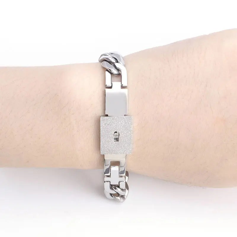 2-Piece Couple Bracelets Set – Heart Lock and Key Fashion Bangle Jewelry, Romantic Gift for Him and Her