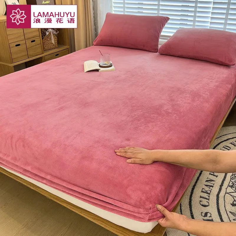 Soft Warm Plush Fitted Sheet – Elastic Coral Fleece Mattress Cover for Winter, Luxury Double Bed Bedding