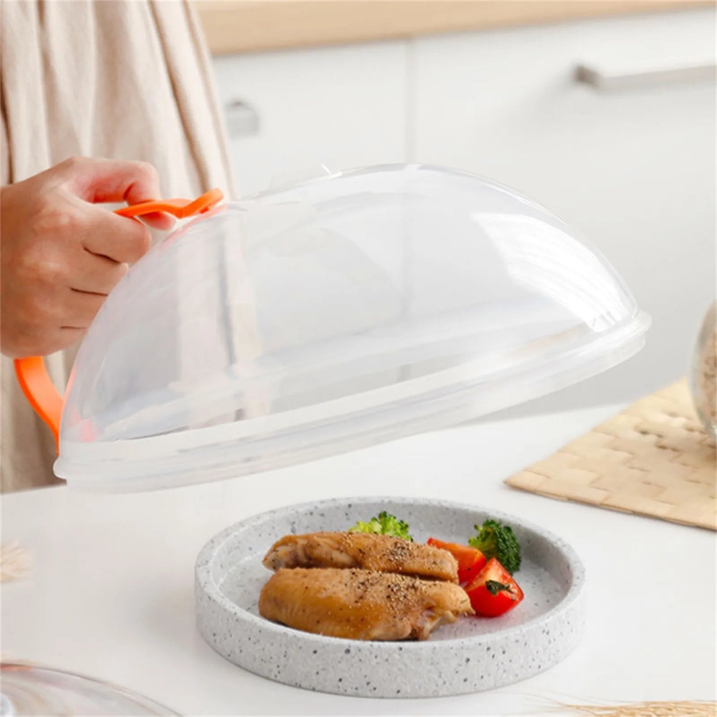 Microwave Food Cover Plate with Vents — Heat-Resistant Splatter Protector Lid, Thickened Clear Anti-Splash Cover for Kitchen Use