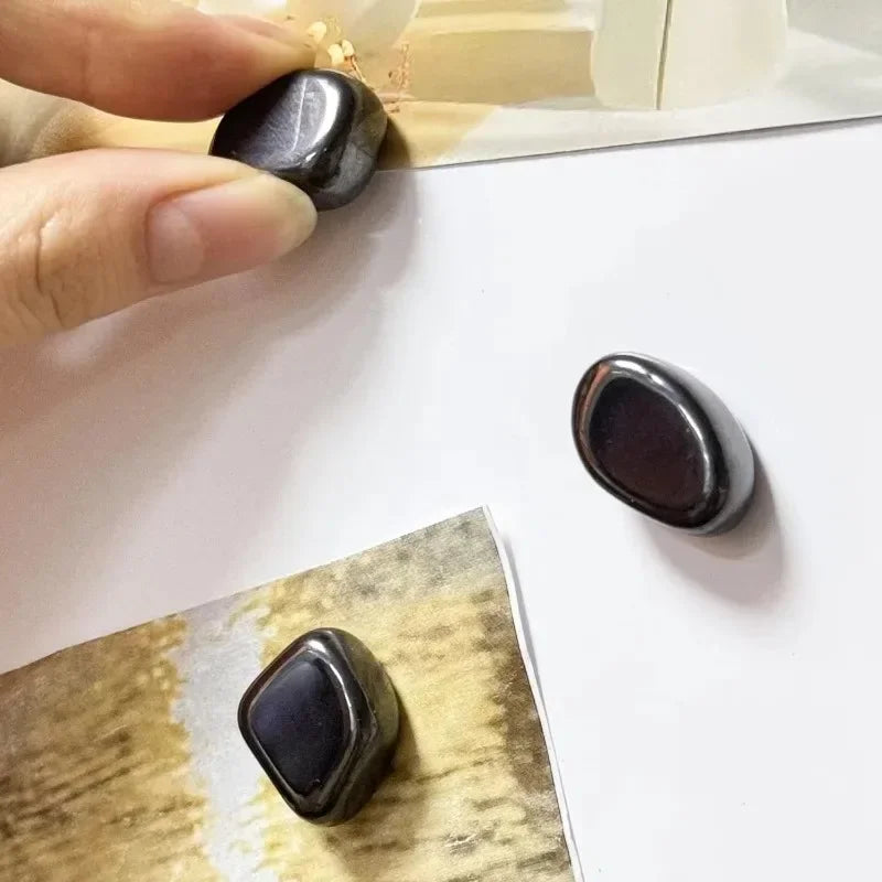 2/60x Irregular Polished Lodestone Magnets – Mini Magnetic Stones for Fridge, Whiteboard, Locker & Office Use