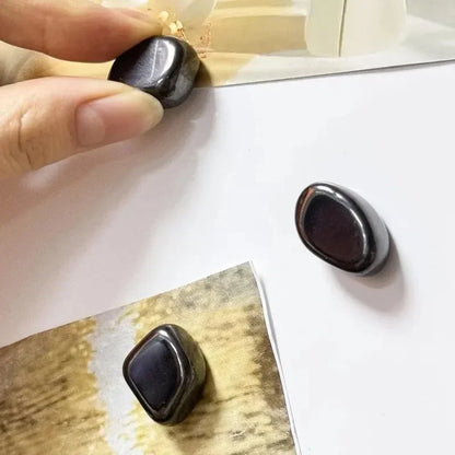 2/60x Irregular Polished Lodestone Magnets – Mini Magnetic Stones for Fridge, Whiteboard, Locker & Office Use