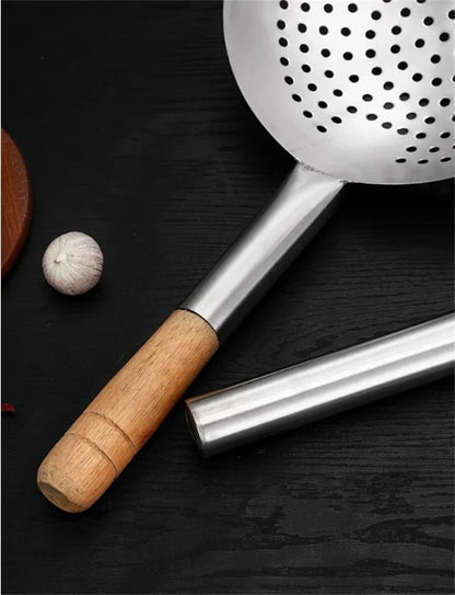 Thickened 304 Stainless Steel Colander with Long Handle – Large Kitchen Sieve for Oil, Flour, Noodles & Dumplings