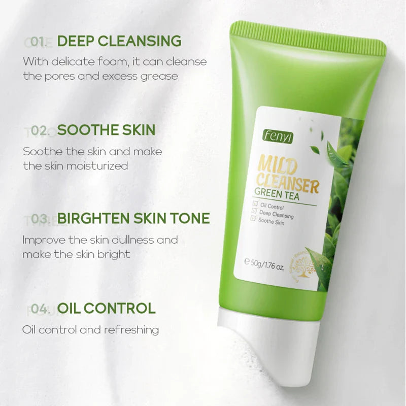 Vitamin C Facial Cleanser — Deep Cleansing, Moisturizing Face Wash Foam, Blackhead Removal Skincare