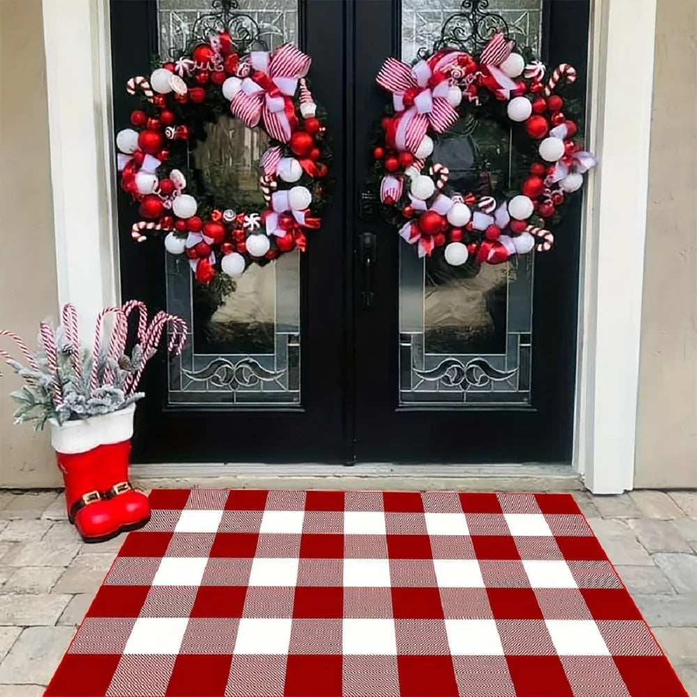 VIKAMA Christmas Checkered Outdoor Rug — Washable, Anti-Slip Welcome Mat for Front Porch & Festive Home Decor