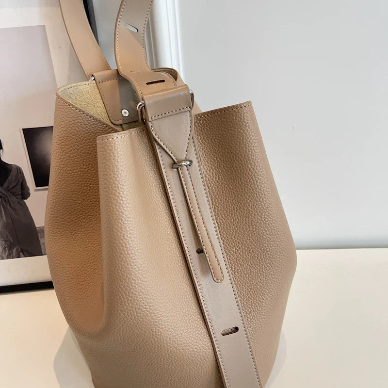 LEFTSIDE Retro Small Solid Color Leather Shoulder Bag – 2025 Korean Designer Handbag for Women