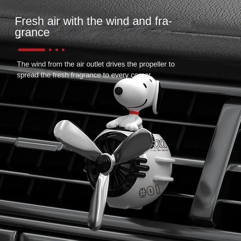 Cute Snoopy Car Air Freshener – Anime Aromatherapy Perfume Clip for Car Vent Decoration