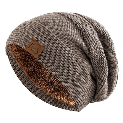 Unisex Slouchy Winter Beanie Hat - Fur-Lined Knitted Cap for Men and Women, Casual Winter Decor