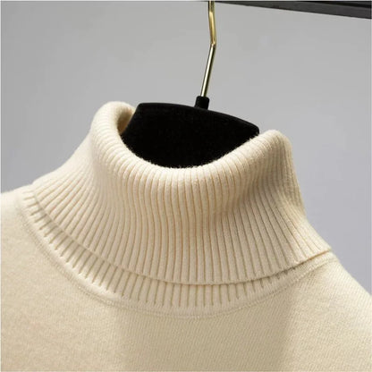 Elegant Turtleneck Winter Sweater for Women - Thick Velvet-Lined Warm Knit Pullover - Slim Fit Jersey Knitwear Jumper