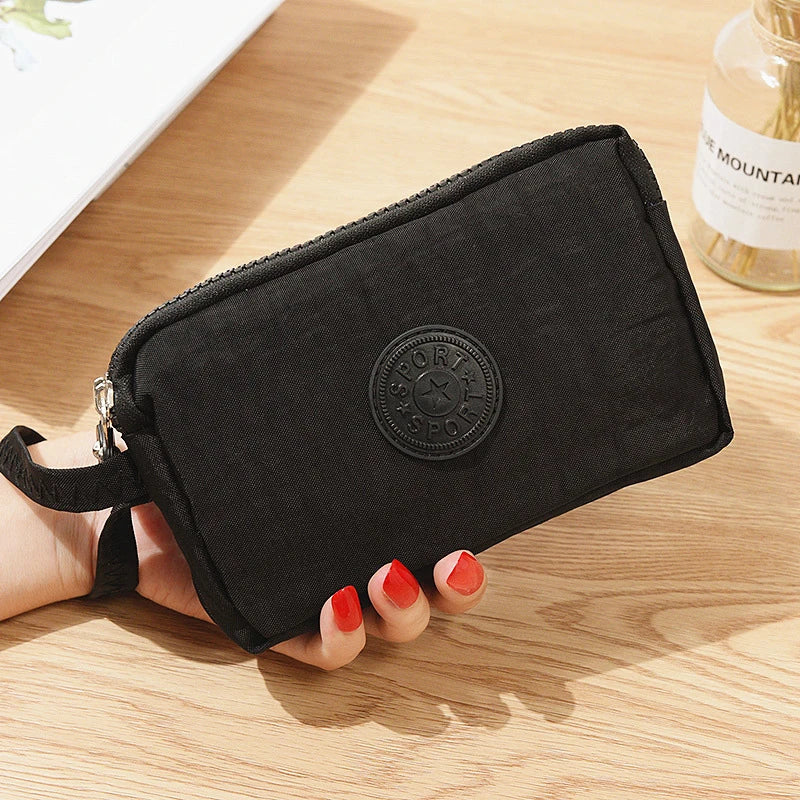Large-Capacity Three-Zipper Wallet & Handbag – Retro Mobile Phone Bag & Portable Fashion Storage for Women & Students