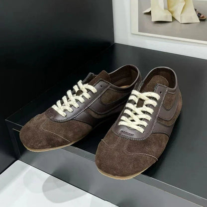 2025 New German Training Shoes for Women, Genuine Leather Lace-up Sneakers, Retro Flat Forrest Gump Style, Large Size