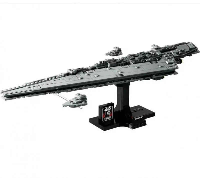 MOC 630PCS Executor Super Spaceship Building Blocks – Model Bricks Toy for Kids, Birthday & Festival Party Gift