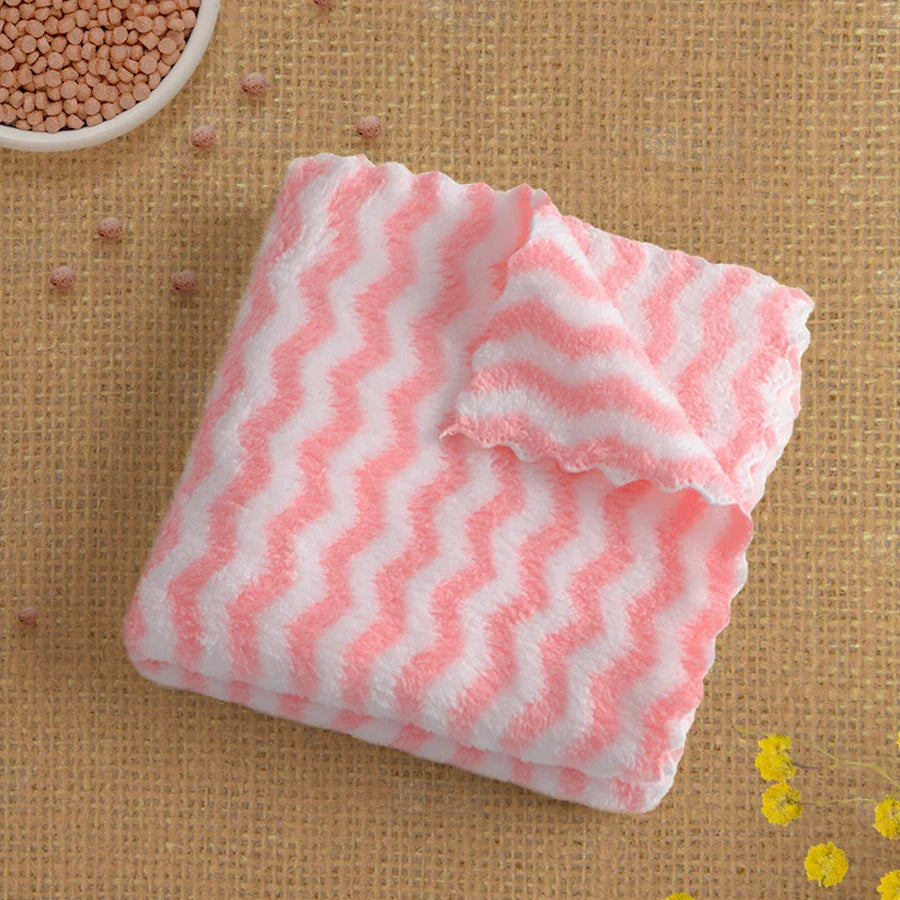 Large Absorbent Pet Towel – Dog and Cat Bathing Towel, Fast Drying