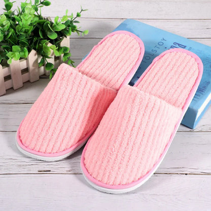Winter Warm Plush Slippers for Women & Men – Non-Slip Fluffy Indoor House Slides for Bedroom Comfort Couple Home Shoes