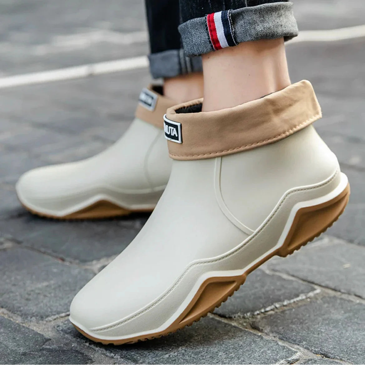 New Waterproof Rain Shoes for Women & Men – Ankle Rain Boots, Anti-Slip, Wear-Resistant, Plush for Summer & Winter