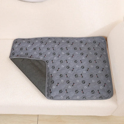 Reusable Dog Pee Pad Blanket – Absorbent Washable Puppy Training Mat & Pet Bed, Urine Protector for Car Seat, Pet Supplies