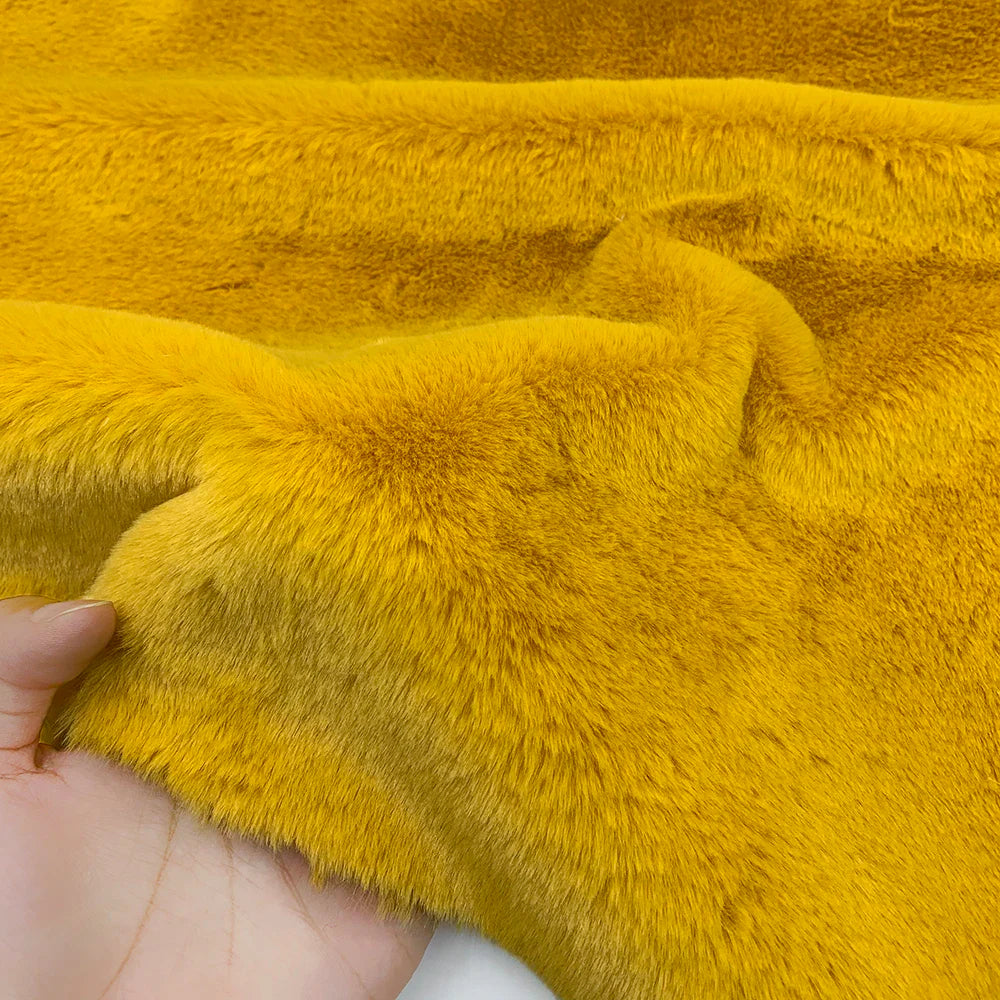 Sewbato Super Soft Artificial Rabbit Fur Fabric – 50x50cm Plush DIY Garment & Craft Material