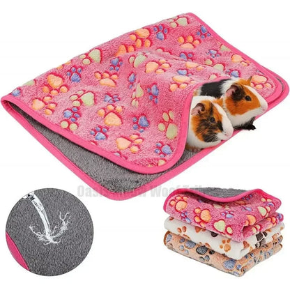 Soft Sleep Mat for Small Pets – Plush Bed Blanket for Hamsters, Puppies, Kittens, Rabbits & Guinea Pigs