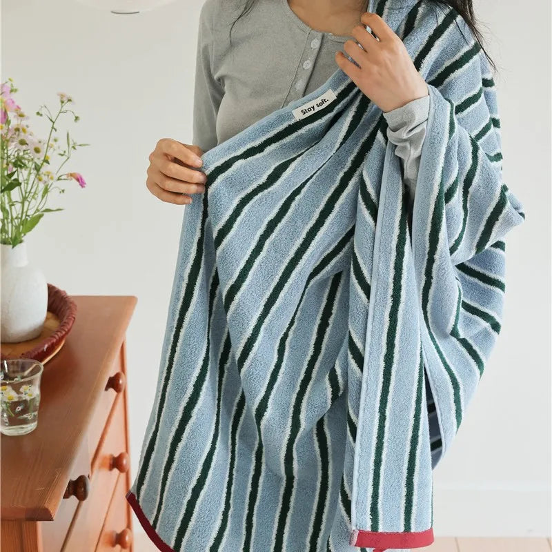 Autumn Winter Striped Cotton Bath Towel – Soft Plush Absorbent Washcloth for Bathroom Use, Unisex Home Spa & Hotel Towel