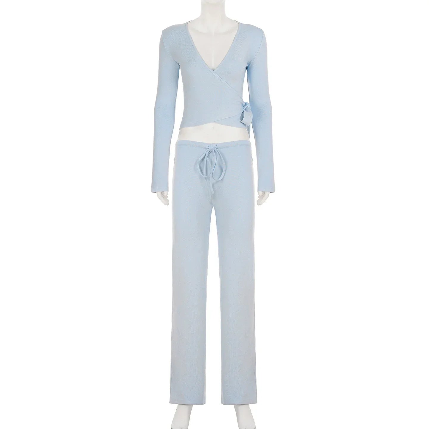 Apprabant Women’s Casual Fashion Set – Drawstring High-Waist Trousers with Plush Loose Pants and Lace-Up Flared Sleeve V-Neck Top