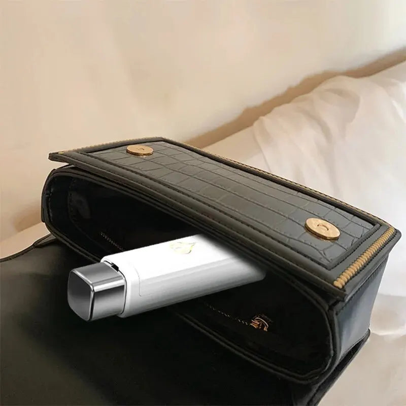 Portable Small Floss Storage Box - Automatic Pop-Up Dental Floss Case, Easy Carry and Use