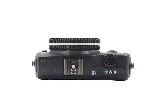 EF-M RF LM L39 M4/3 FX E-Mount Pan-Focus 30mm f/10 Free Focus Lens — Playful Street & Vintage Film Style for Mirrorless Cameras