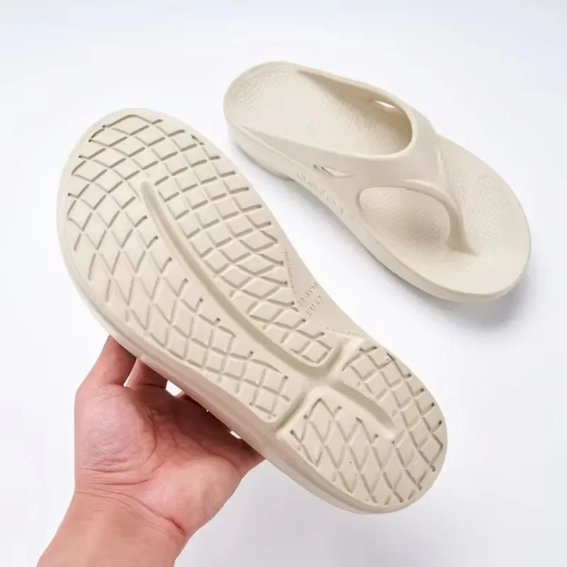 OOFOS Original Recovery Sandals – Lightweight Soft Sole Comfort Slides for Men & Women Indoor, Home & Beach Use