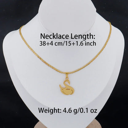 Luxury Gold Stainless Steel Letter Necklace – Minimalist Women’s Jewelry for Daily Wear & Gift