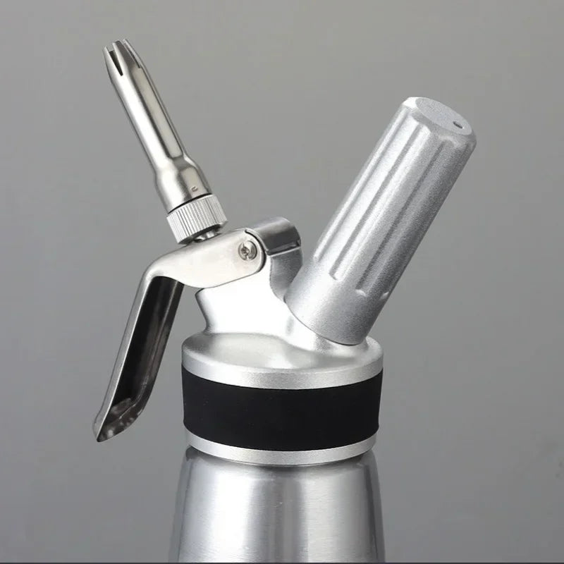 JUSTINLAU Stainless Steel Whipped Cream Dispenser - Cake Piping Siphon Bottle for Desserts & Cream