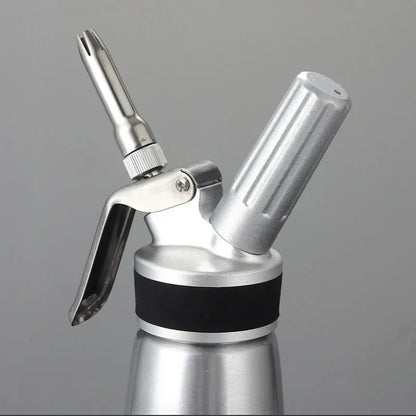 JUSTINLAU Stainless Steel Whipped Cream Dispenser - Cake Piping Siphon Bottle for Desserts & Cream