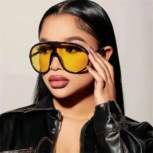 Vintage One Piece Champagne Sunglasses: New Fashion Oversized Sun Glasses for Women, Elegant Shades 365