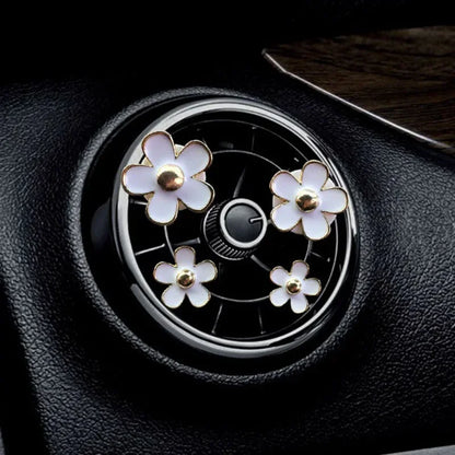 Car Air Vent Perfume Clip – Aromatherapy Freshener with Cute Flower Design